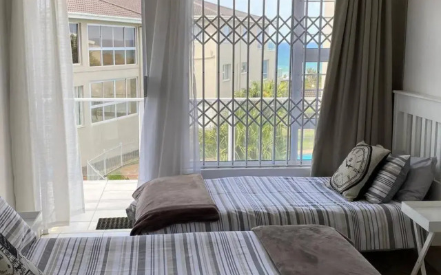 Uvongo Chalets 12