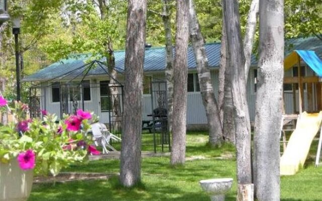 Birch Haven by the Beach - Cottages