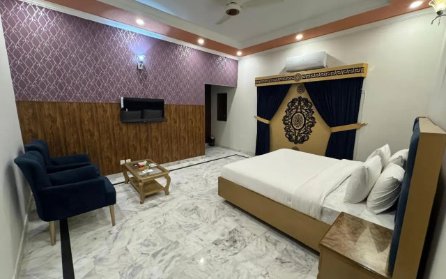 Delano Guest House