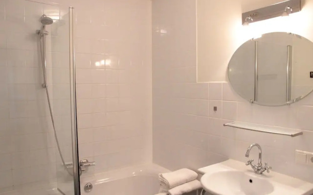 Bungalow in Kamperland Near Water Sports