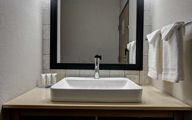 Country Inn & Suites by Radisson, Pierre, SD