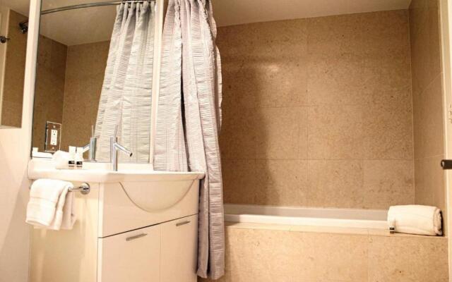 Deluxe 5 Star Condo Iconbrickell@25Th, Free Spa/Gym/Pool