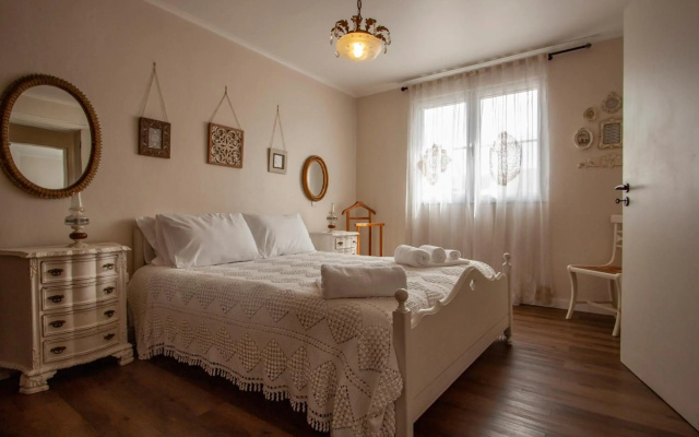 Casa da Porta Amarela