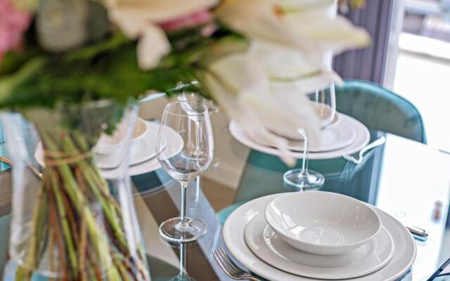 Lux Apartments in Fulham by Dino