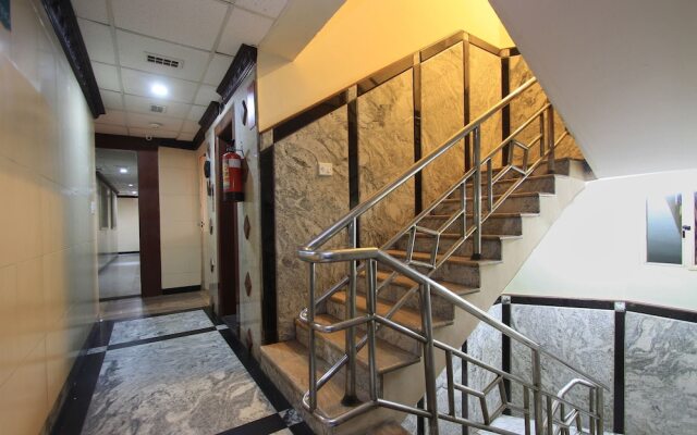 OYO 1175 Hotel Uno In