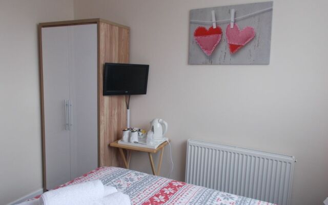 Twin Palms Guesthouse