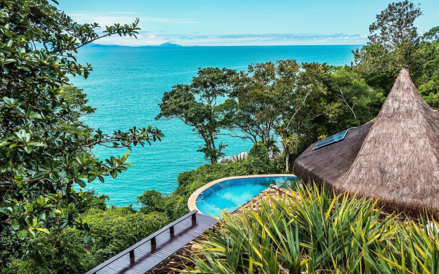 Casa de luxo com piscina e natureza em Ilhabela