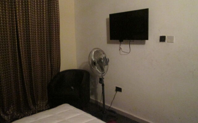 Habbot Hotels