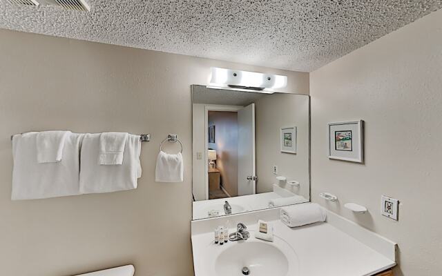 Phx22052 2 Bedroom Condo