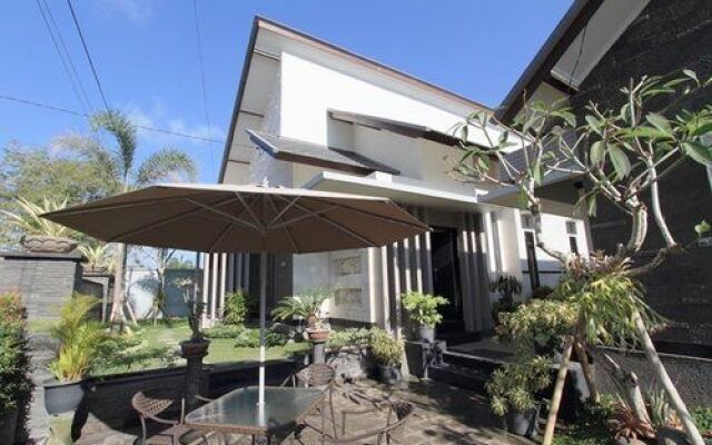 Arabella Bali