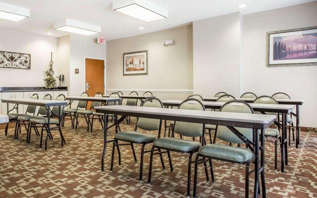 Comfort Inn & Suites