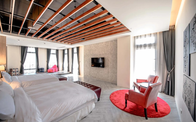 No. 9 Hotel