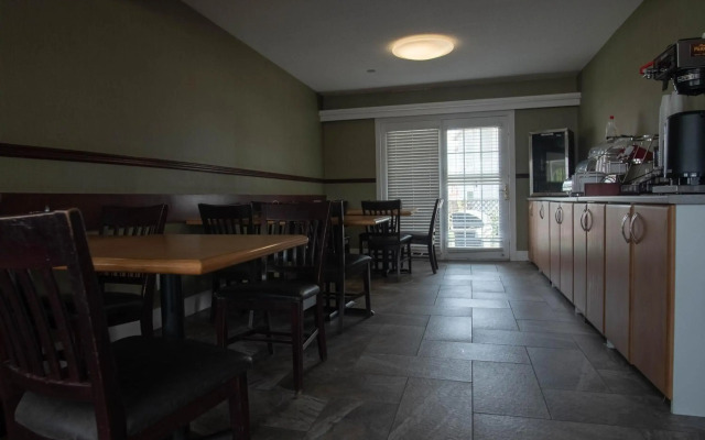 Best Budget Inn and Suites