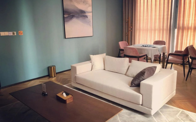 Ophelia299 Boutique Hotel