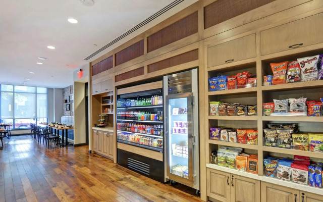 The Cincinnatian Hotel Curio Collection by Hilton