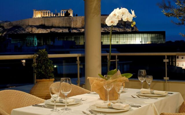 Hera Hotel