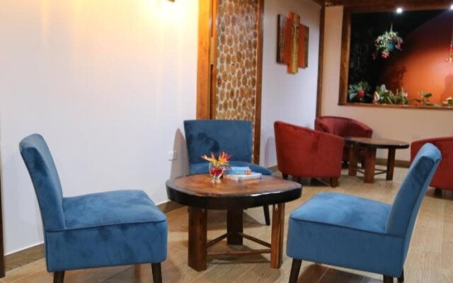 Sisakuna Lodge