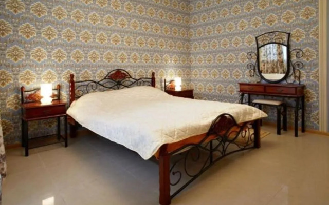 Успенский Двор