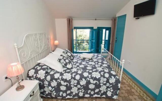 Hotel Hostal Chic