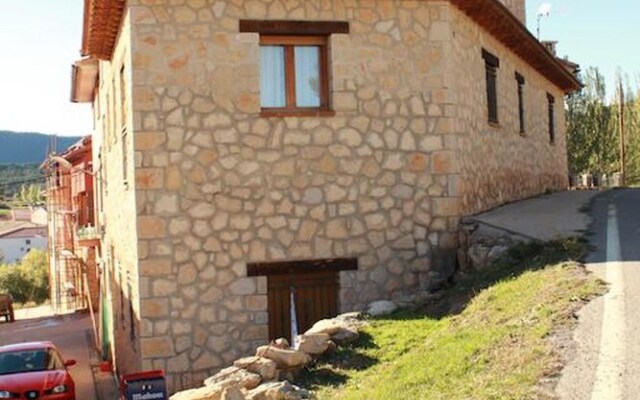 Apartment With 2 Bedrooms in Guadalaviar, With Wonderful Mountain View