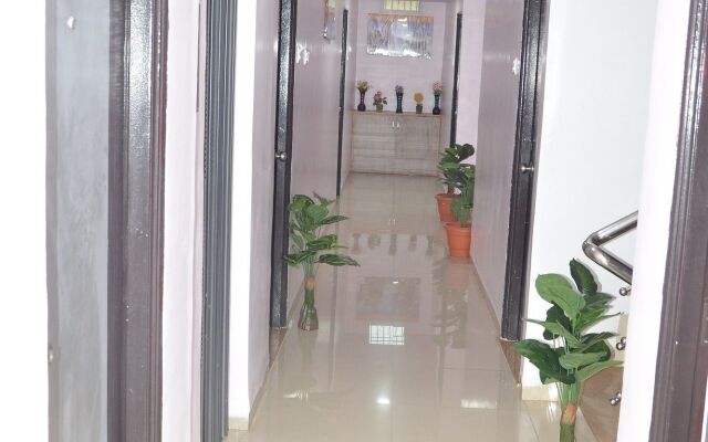 OYO 9920 Hotel Aurangabad Regency