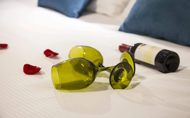 Agora Suites Self-Service Boutique Hotel