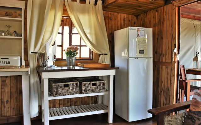 iKhaya LamaDube Game Lodge