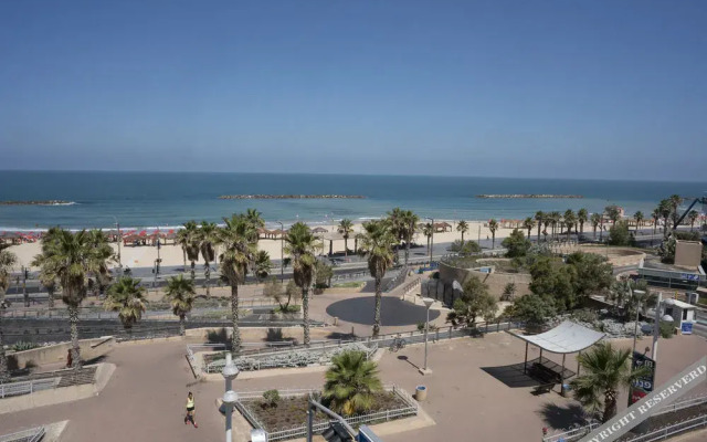 88 Beach Hotel And Spa By TLV Hotels