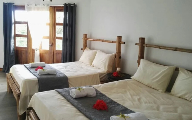 L'Étoile Celeste Lodge