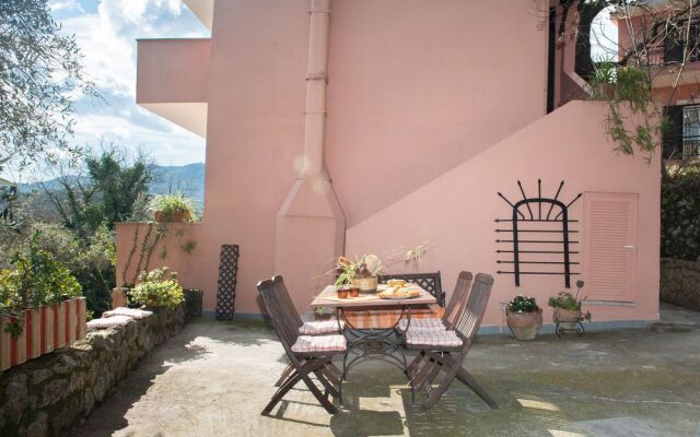 Wildrose Corfu Apartments