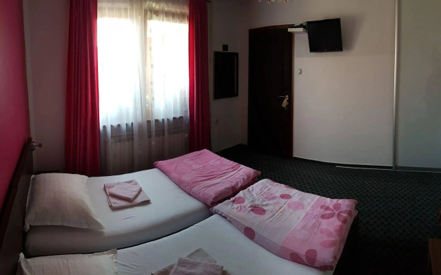 Guest House Ćiro