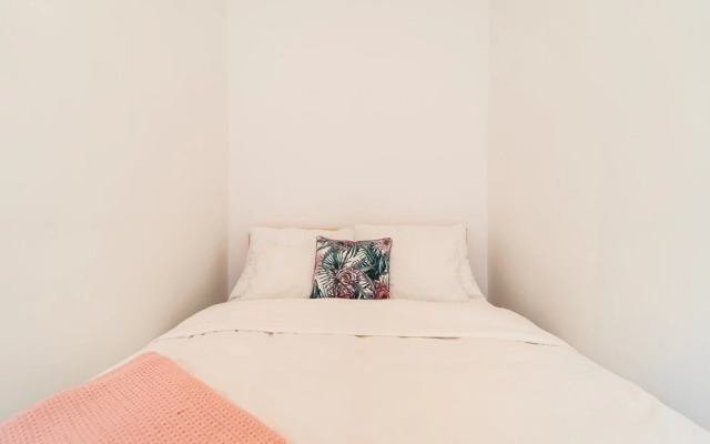 Beautiful & Cozy Apartment Near Rathaus