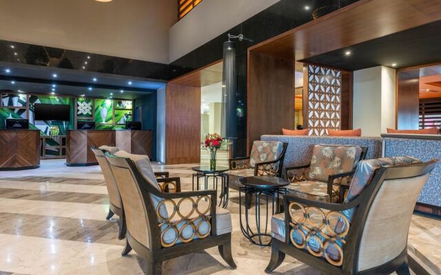 Caracol Bay Cancun by Ypj