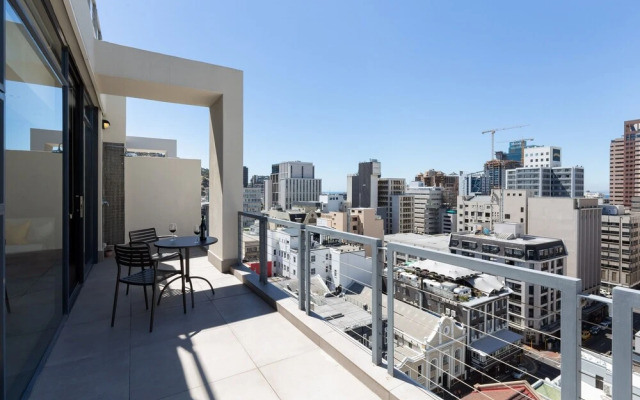 The Decks 1102 by CTHA