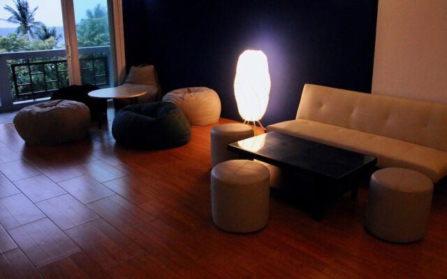 Oasis Hotel-Pods - Adults Only