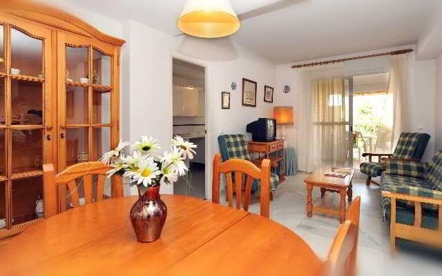 Leo Varios Islantilla