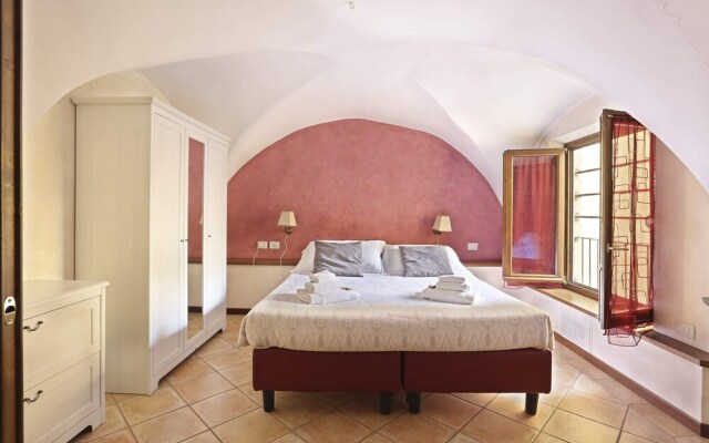 Short-let Florence apartment 3 bedrooms Mercato Centrale