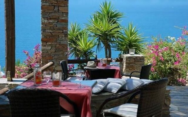 Andros Prive Suites