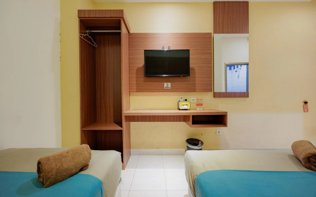 Sans Hotel Roxy Jakarta