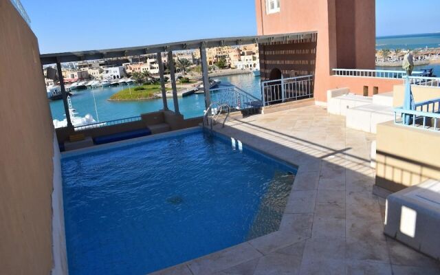 Amazing Penthouse with Sea and Roof Pool