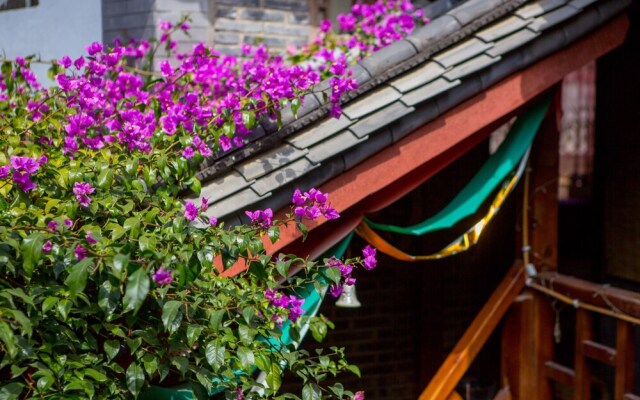 Lijiang Manzhu City Love Inn