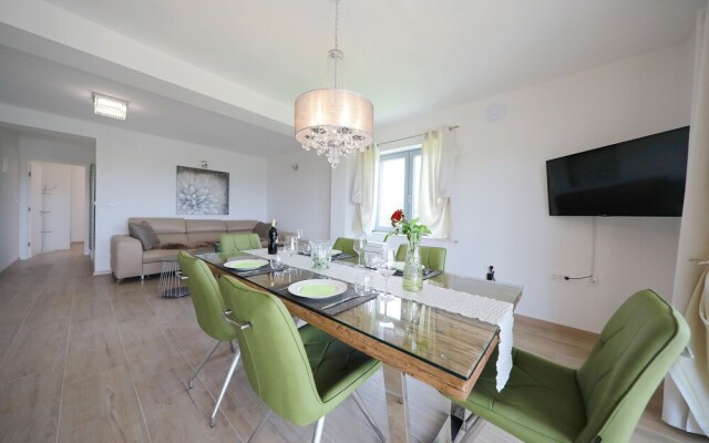 Villa Olive Garden Apartments