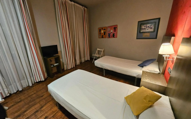 Hotel Annex