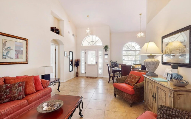 Anthea's Orange Tree Villa home