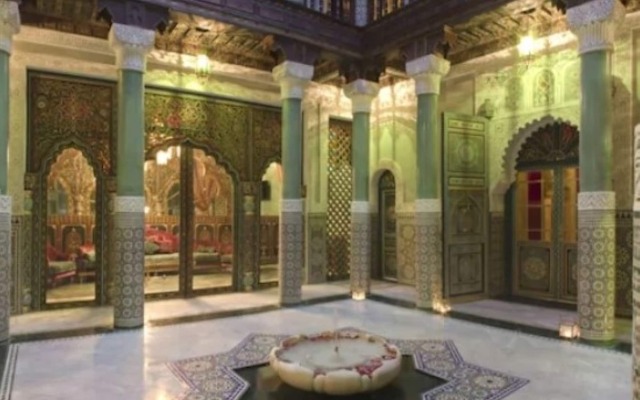 Riad Mumtaz Mahal