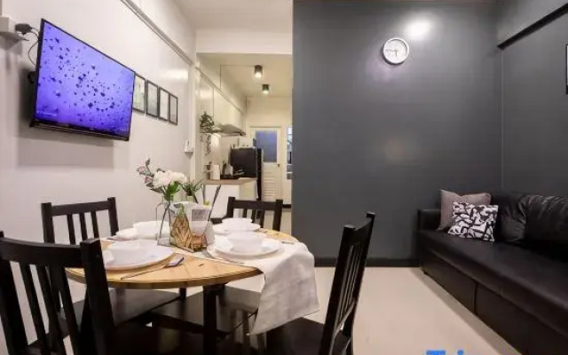 T5 2 Bedrooms/6guests/full kitchen/1 min to BTS