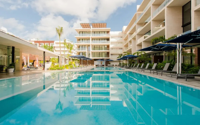 Oceana-134 by Playa District