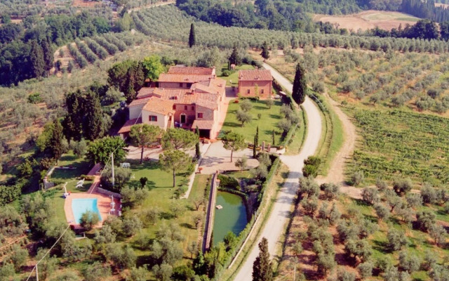 Farmhouse in Castelfiorentino With Pool