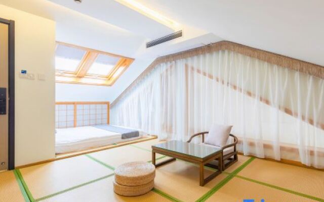 W.D The Dawn Light Moves Gently