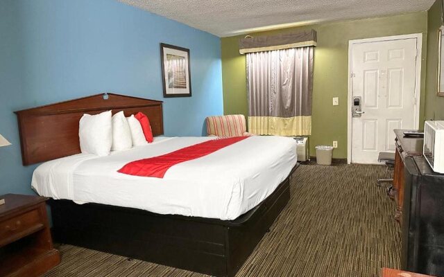 Bonita Lakes Inn